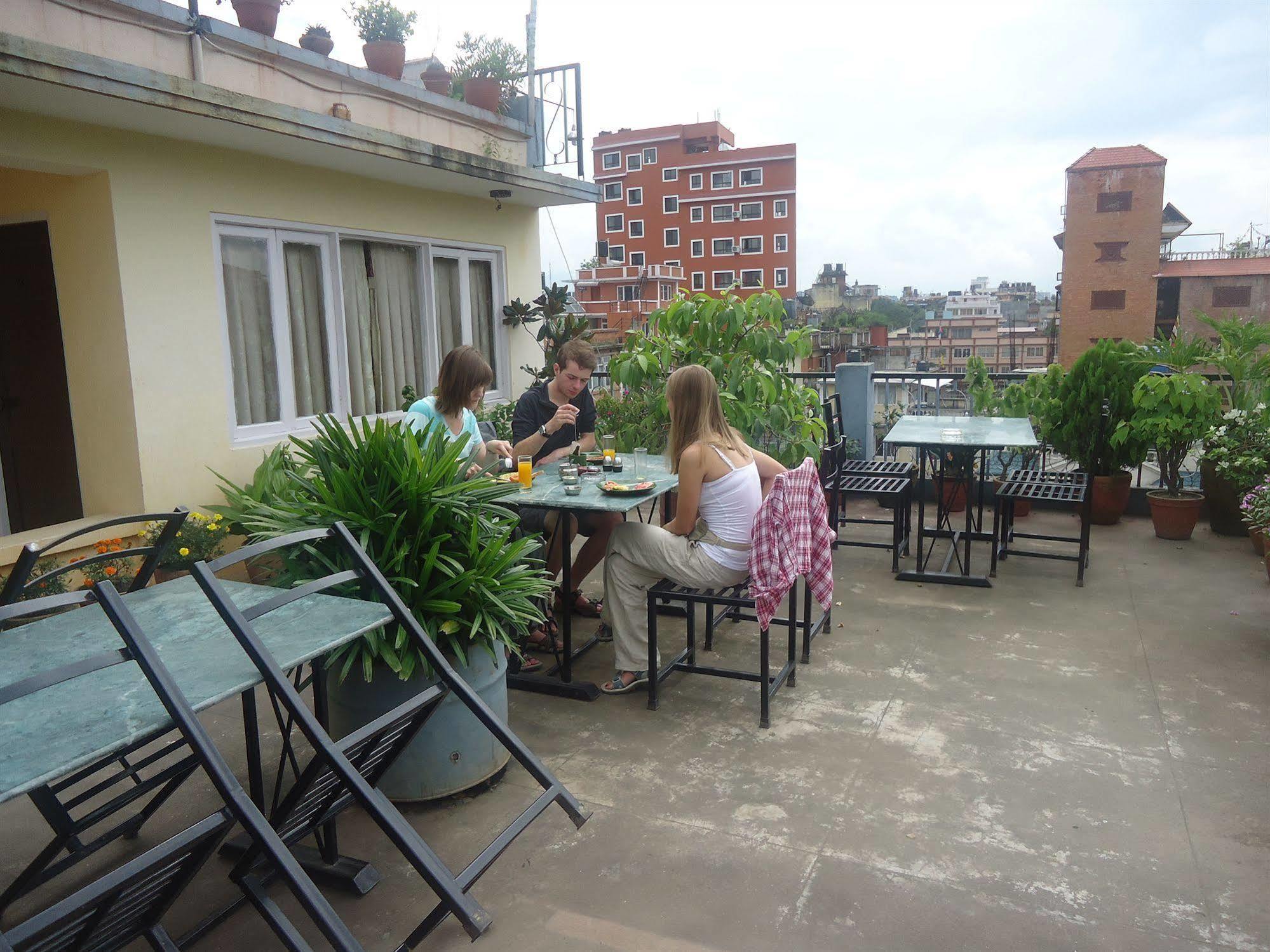 Kathmandu Madhuban Guest House Exterior foto